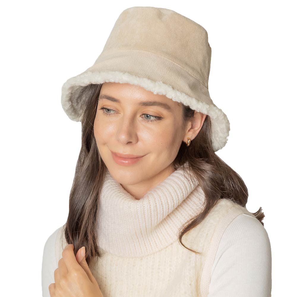 Beige Corduroy Sherpa Bucket Hat, is nicely designed and a great addition to your attire that will amp up your outlook to a greater extent. Before running out the door into the cool air, you’ll want to reach for this toasty beanie to keep you incredibly warm. Accessorize the fun way with this solid knit bucket hat. It's the autumnal touch you need to finish your outfit in style. Awesome winter gift accessory! 