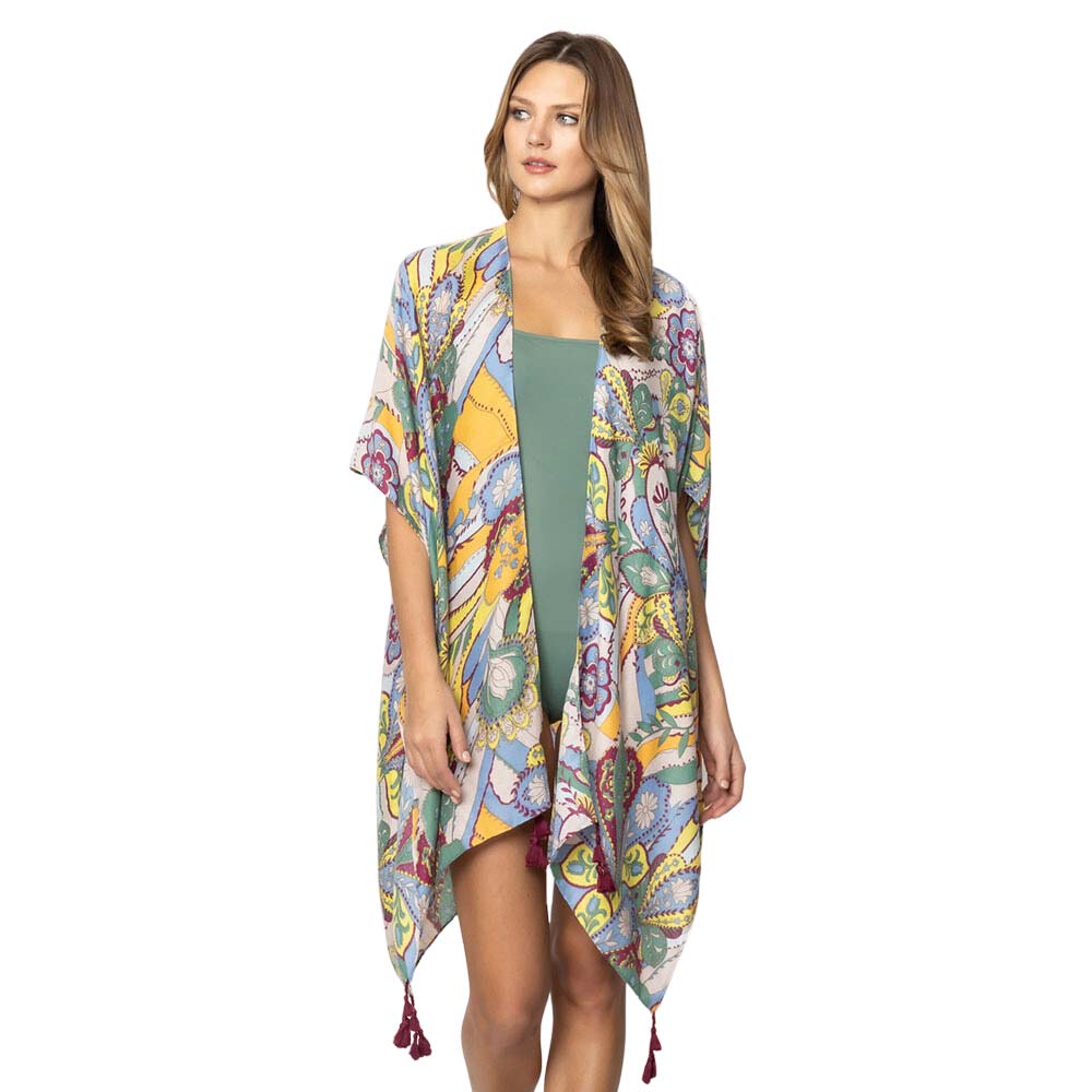 Beige Paisley Patterned Cover Up Kimono Poncho, this timeless paisley patterned cover-up kimono poncho is Soft, Lightweight, and breathable fabric, close to the skin, and comfortable to Wear. sophisticated, flattering, and cozy. look perfectly breezy and laid-back as you head to the beach. A fashionable eye-catcher will quickly become one of your favorite accessories. 
