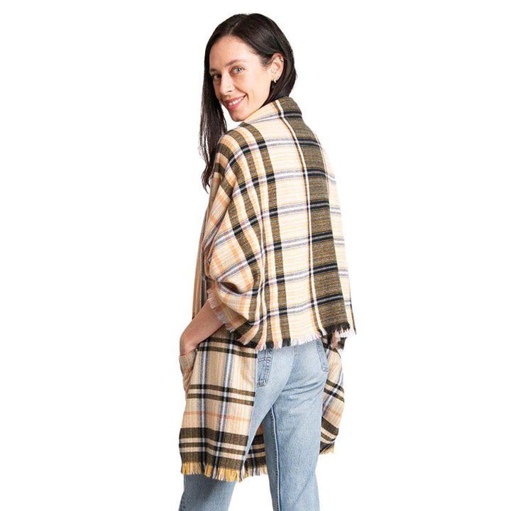 Beige Tartan Check Front Pocket Poncho, is the perfect accessory to represent your beauty with comfortability. This sophisticated, flattering, and cozy poncho drapes beautifully for a relaxed, pulled-together look. A perfect gift accessory for your friends, family, and nearest and dearest ones. Suitable for Weekend, Work, Holiday, Beach, Party, Club, Night, Evening, Date, Casual and Other Occasions in Spring, Summer, and Autumn.