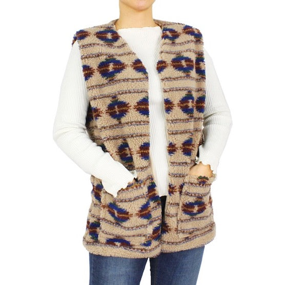 Beige Western Sherpa Print Tribal Pattern Stylish Pocket Vest Outwear Cover; the perfect accessory, luxurious, trendy, super soft chic capelet, keeps you warm & toasty. You can throw it on over so many pieces elevating any casual outfit! Perfect Gift Birthday, Holiday, Christmas, Anniversary, Wife, Mom, Special Occasion