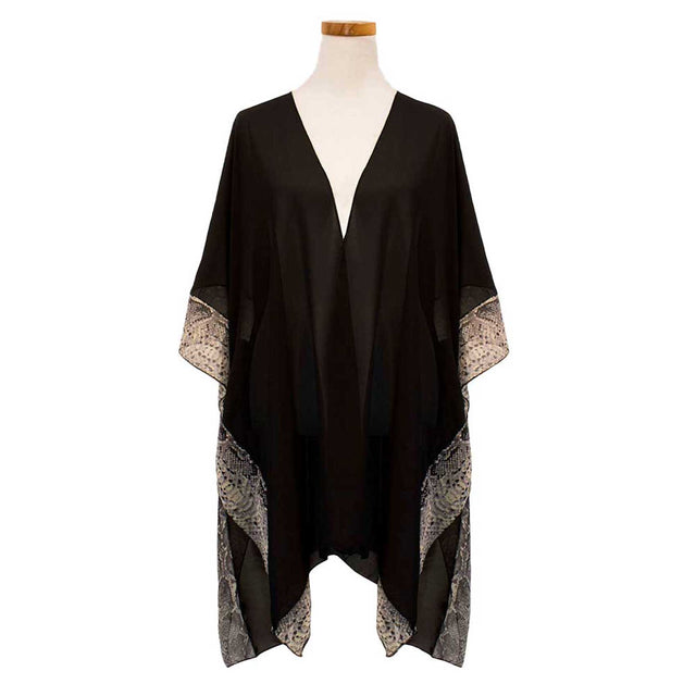 Black Animal Border Chiffon Kimono Poncho, This timeless Kimono Poncho is Soft, Lightweight and Breathable Fabric, Close to Skin, Comfortable to Wear. Sophisticated, flattering and cozy, this Poncho drapes beautifully for a relaxed, pulled-together look. Suitable for Weekend, Work, Holiday, Beach, Party, Club, Night, Evening, Date, Casual and Other Occasions in Spring, Summer and Autumn.