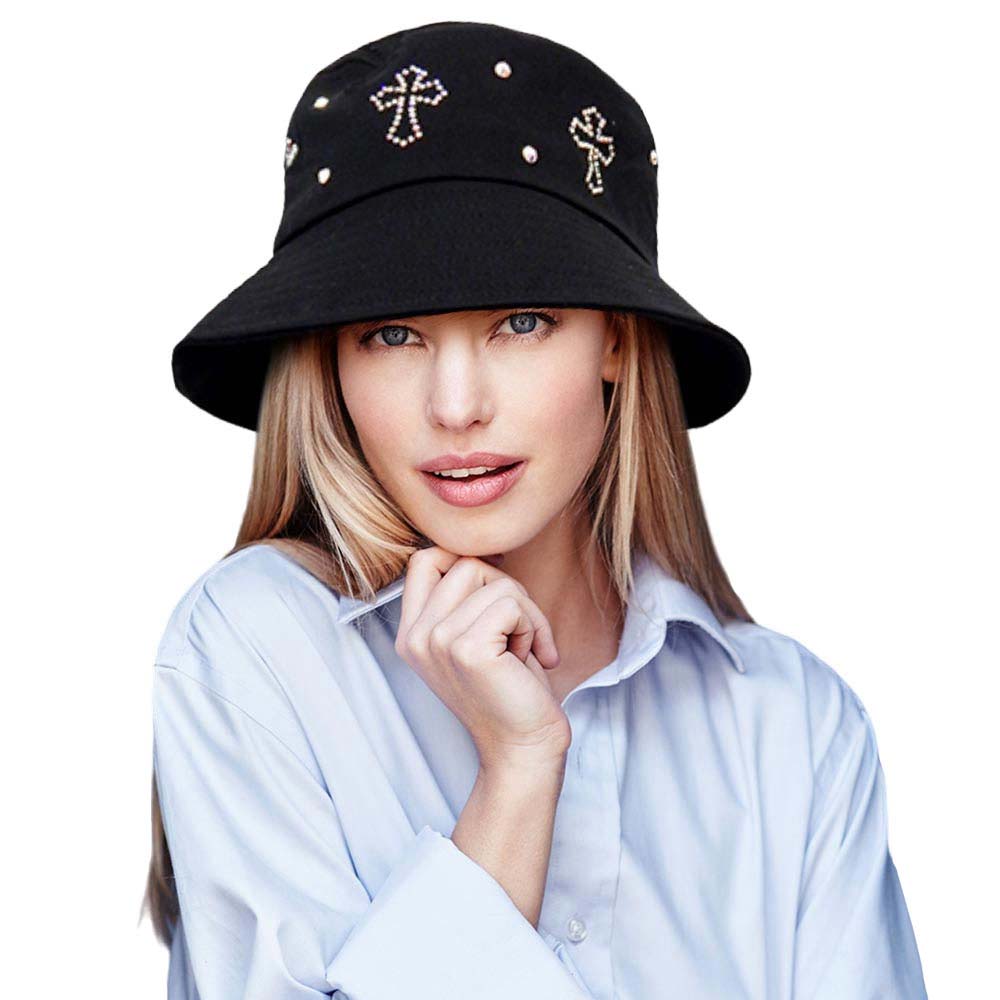 Black Bling Cross Bucket Hat, Keep your styles on even when you are relaxing at the pool or playing at the beach. Large, comfortable, and perfect for keeping the sun off of your face, neck, and shoulders. These are Perfect gifts for Christmas or any meaningful religious ceremony. Due to this, all eyes are fixed on you.