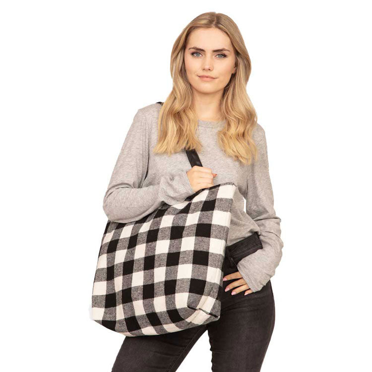Black Buffalo Plaid Check Tote Bag, be unconventional and make an individual statement of fashion. It will be your new favorite accessory to hold onto all your items without any hassle. The top zipper keeps everything secure. It's easy to carry and lightweight to run errands or a night out on the town. Perfect Gift for Birthdays, holidays, Christmas, New Year, etc. Enjoy hassle-free life!