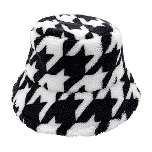 Black Houndstooth Patterned Sherpa Bucket Hat, show your trendy side with this Houndstooth Patterned Sherpa Bucket Hat. Adds a great accent to your wardrobe. This elegant, timeless & classic Bucket Hat looks fashionable. Perfect for a bad hair day, or simply casual everyday wear.  Accessorize the fun way with this Sherpa bucket hat. It's the autumnal touch you need to finish your outfit in style. 