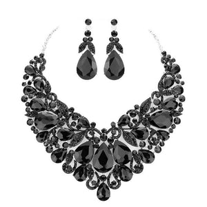 Black Leaf Teardrop Stone Cluster Evening Necklace, beautifully crafted design that adds a gorgeous glow to any outfit to receive the best compliments. It's perfectly lightweight to wear throughout the whole day. Light up the special occasions with a beautiful crystal and pearl necklace. It's an awesome gift for Birthdays, holidays, Christmas, New Year, etc. for your friends, family, and the persons you love and care for.