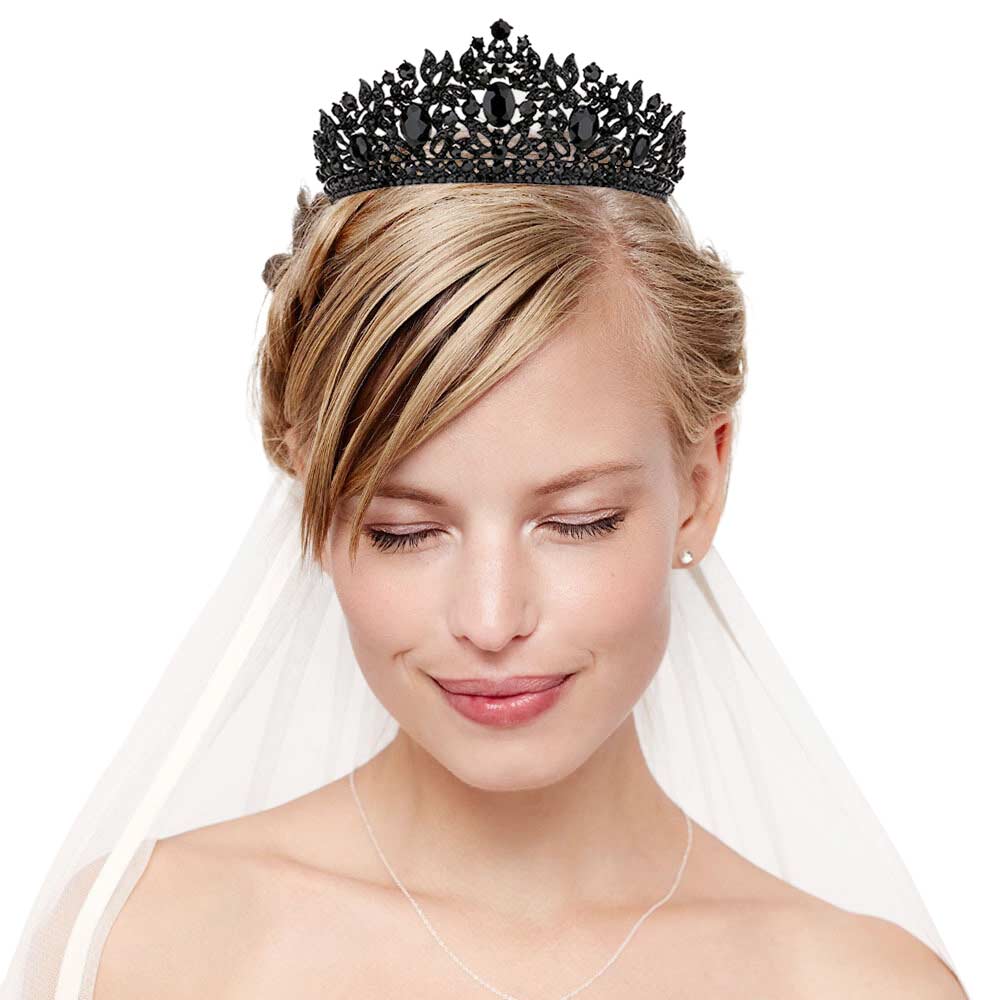 Black Oval Stone Accented Leaf Cluster Princess Tiara, This cluster princess tiara is a classic royal tiara made from gorgeous oval stone accented is the epitome of elegance. Exquisite design with stunning color and brightness makes you more eye-catching in the crowd and will make you more charming and pretty without fail. 