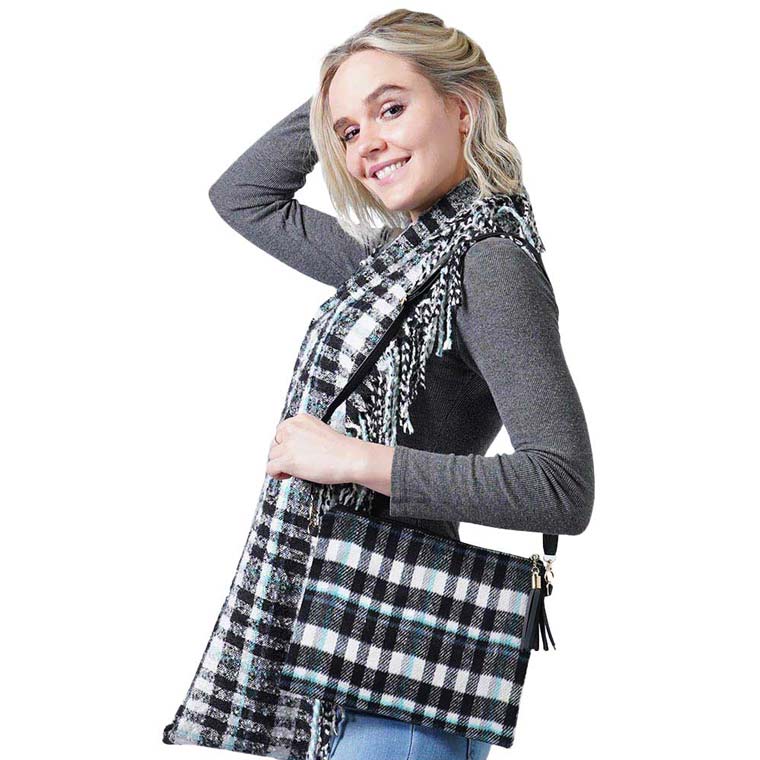 Black Plaid Check Crossbody Clutch Bag, amps up your confidence and strength. These trendy and colorful bags come with adjustable and detachable hand straps to enhance your comfortability. It's lightweight and easy to carry. It looks like the ultimate fashionista when carrying this small Clutch bag. Perfect gift for birthdays, holidays, Christmas, New year, etc.