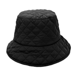 Black Quilted Padding Bucket Hat, great for covering up when having a bad hair day. Perfect for protecting you from the sun, rain, wind, and snow. Amps up your outlook with confidence with this trendy bucket hat. Christmas Gift, Regalo Navidad, Regalo Cumpleanos, Birthday Gift, Valentines Day Gift, Regalo del Dia del Amor