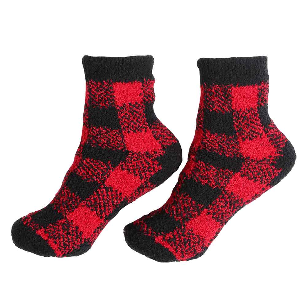 Black Red 6pairs Buffalo Check Socks, keep your feet toasty. Let you look attractive and these socks can bright up the clod winter, With super soft material and a comfortable cuff, these will be your favorite everyday socks. The warm buffalo check socks are nice gift choice, you can send to your mom, sister, friends, wife.