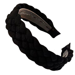 Black Solid Raffia Braided Headband, create a natural & beautiful look while perfectly matching your color with the easy-to-use raffia braided headband. Push your hair back and spice up any plain outfit with this headband! Be the ultimate trendsetter & be prepared to receive compliments wearing this chic headband with all your stylish outfits! 