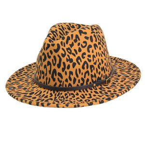 Brown Faux Leather Band Detailed Leopard Patterned Panama Hat, whether you’re basking under the summer sun at the beach, lounging by the pool, a great hat can keep you cool and comfortable even when the sun is high in the sky. Large, comfortable, and ideal for travelers who are spending time in the outdoors.