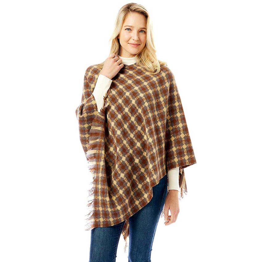 Brown Diamond Pattern Knitted Poncho, make perfect stle with this beautifully knitted poncho. You can draw attention to the contrast of different outfits. Diamond patterned with a knitted design gives a unique decorative and awesome modern look that makes your day beautiful. Match well with jeans and T-shirts or a vest. A stylish eye-catcher and will become one of your favorite accessories soon.
