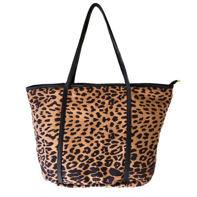 Brown Faux Leather Leopard Patterned Shoulder Bag. Look like the ultimate fashionista carrying this small quilted bag! It will be your new favorite accessory. Easy to carry specially lightweight ideal for a night out on the town. Perfect Gift for Birthday, Holiday, Christmas, New Years, Anniversary, Valentine's day.