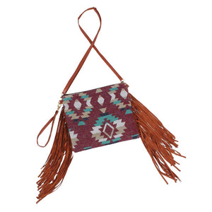 Burgundy Western Pattern Tassel Crossbody Clutch Bag, come with beautiful tassels on both sides to give you a dashing look. These western patterned bags are fit for all occasions and places. Its catchy and awesome appurtenance drags everyone's attraction to you. It is a perfect gift for birthdays, holidays, Christmas, New year, graduation, etc. These beautiful and trendy bags have adjustable and detachable hand straps that make your life more comfortable.