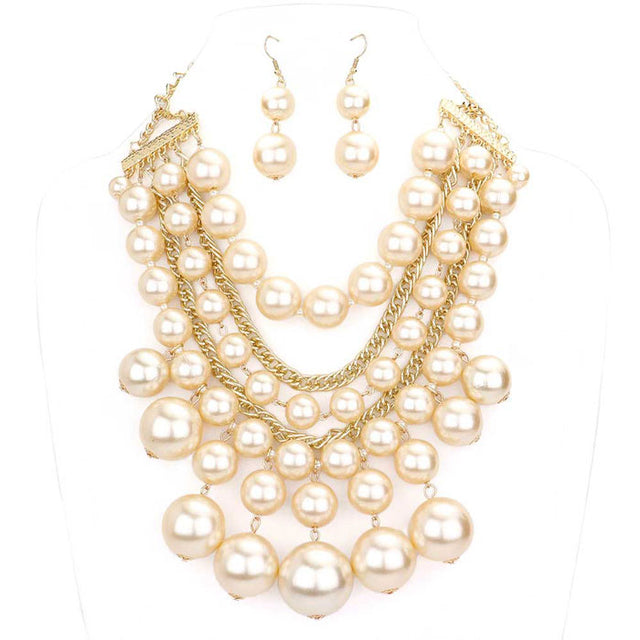 Cream Gold Pearl Cluster Statement Necklace, delicately polished necklace will enhance your look, versatile enough for wearing straight through the week, perfectly lightweight for all-day wear, coordinate with any ensemble from business casual to everyday wear, the perfect addition to every outfit. Adds a touch of nature-inspired beauty to your look. 