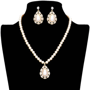 Cream Rhinestone Embellished Teardrop Pearl Accented Necklace, These pearl Necklace jewelry sets are Elegant. Beautifully crafted design adds a gorgeous glow to any outfit. The elegance of these rhinestones goes unmatched, great for wearing at a party! Stunning jewelry set will sparkle all night long making you shine like a diamond on special occasions.