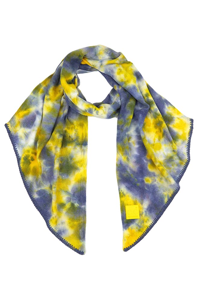 Denim Yellow C C Tie Dye Bias Cut Scarf With Rubber Patch, add a beautiful look and touch of perfect class to your outfit in style. Nicely designed with tie dye that gives a unique and awesome appearance with comfort and warmth. Perfect weight makes it wearable to complement your outfit, or with your favorite fall jacket. Great for daily wear in the cold winter to protect you against the chill.