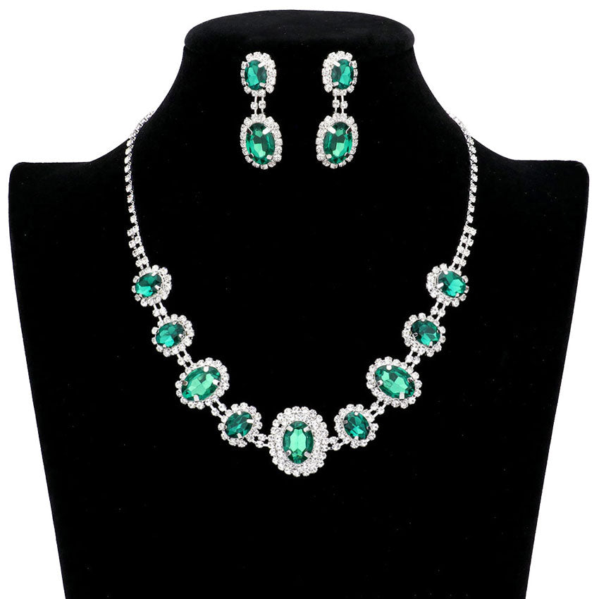 Emerald Oval Stone Accented Rhinestone Trimmed Necklace, These gorgeous Rhinestone pieces will show your class in any special occasion. Designed to accent the neckline, a fashion faithful, adds a gorgeous stylish glow to any outfit style, jewelry that fits your lifestyle! Suitable for wear Party, Wedding, Date Night or any special events. Perfect gift for Birthday, Anniversary, Valentine’s Day gift or any special occasion.