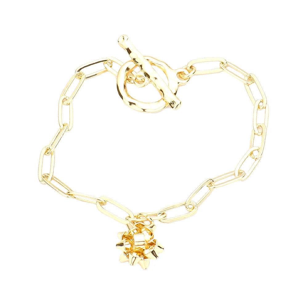 Gold Metal Christmas Bow Charm Toggle Bracelet, Get ready with these bright Bracelet, put on a pop of color to complete your ensemble. Perfect for adding just the right amount of shimmer & shine and a touch of class to special events. Perfect Birthday Gift, Anniversary Gift, Mother's Day Gift, Graduation Gift.