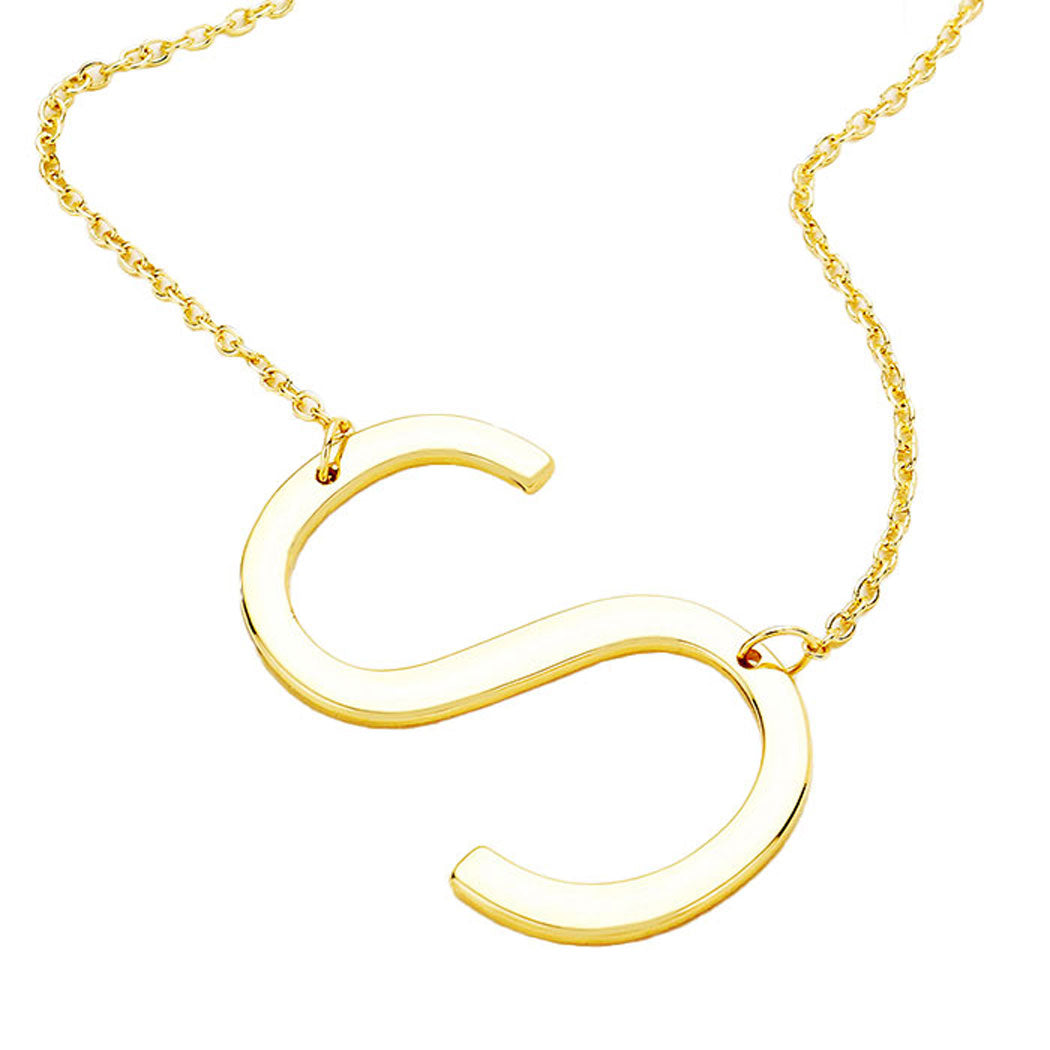 Gold S Monogram Metal Pendant Necklace. Beautifully crafted design adds a gorgeous glow to any outfit. Jewelry that fits your lifestyle! Perfect Birthday Gift, Anniversary Gift, Mother's Day Gift, Anniversary Gift, Graduation Gift, Prom Jewelry, Just Because Gift, Thank you Gift.