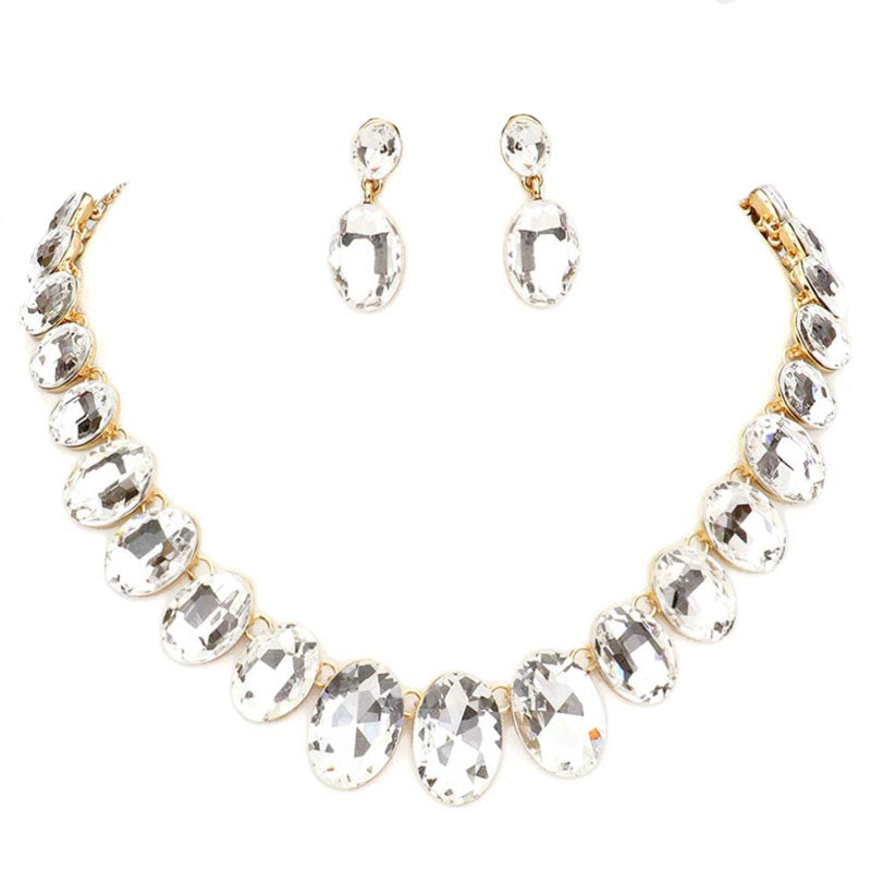 Gold Oval Stone Link Evening Necklace. Wear together or separate according to your event, versatile enough for wearing straight through the week, perfectly lightweight for all-day wear, coordinate with any ensemble from business casual to everyday wear, the perfect addition to every outfit.