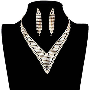 Gold Rhinestone Pave V Shape Collar Necklace, get ready with this rhinestone necklace to receive the best compliments on any special occasion. Put on a pop of color to complete your ensemble and make you stand out on special occasions. Awesome gift for birthdays, anniversaries, Valentine’s Day, or any special occasion.