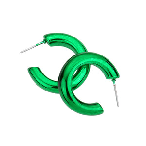 Green Colored Hoop Earrings, this polished finish hoop design creates a feeling of understated elegance and sophistication look in any outfits. this is a versatile pair of earrings that can be worn with anything from casual weekend wear, to more mature office wear. These cute hoop earrings will never be out of style. The perfect accessory for the gift to send it as a gift to your mom, wife, daughter, sisters, friends or yourself.