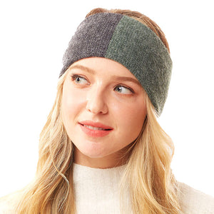 Green Two Tone Winter Warm Earmuff Headband Ear Warmer will shield your ears from cold winter weather ensuring all day comfort. Ear band is soft, comfortable and warm adding a touch of sleek style to your look, show off your trendsetting style when you wear this ear warmer and be protected in the cold winter winds.
