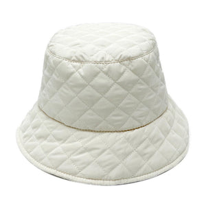 Ivory Quilted Padding Bucket Hat, great for covering up when having a bad hair day. Perfect for protecting you from the sun, rain, wind, and snow. Amps up your outlook with confidence with this trendy bucket hat. Christmas Gift, Regalo Navidad, Regalo Cumpleanos, Birthday Gift, Valentines Day Gift, Regalo del Dia del Amor