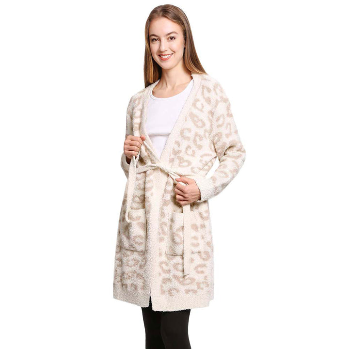 Light Beige Leopard Patterned Cozy Robe. These leopard themed multi-purpose ponchos are wonderfully versatile and can be worn in many different ways: as a poncho; a shrug; a cardigan; a scarf; a snood; and a shawl. Timeless beautiful Poncho is ensure your upper body stays perfectly warm when the temperatures drop. A fashionable eye catcher, will quickly become one of your favorite accessories, the thickness is perfect for autumn winter and spring, fine gift for women, girl, mom.