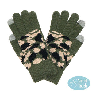 Olive Green Abstract Patterned Smart Winter Warm Gloves. Before running out the door into the cool air, you’ll want to reach for these toasty gloves to keep your hands incredibly warm. Accessorize the fun way with these gloves, it's the autumnal touch you need to finish your outfit in style. Awesome winter gift accessory!
