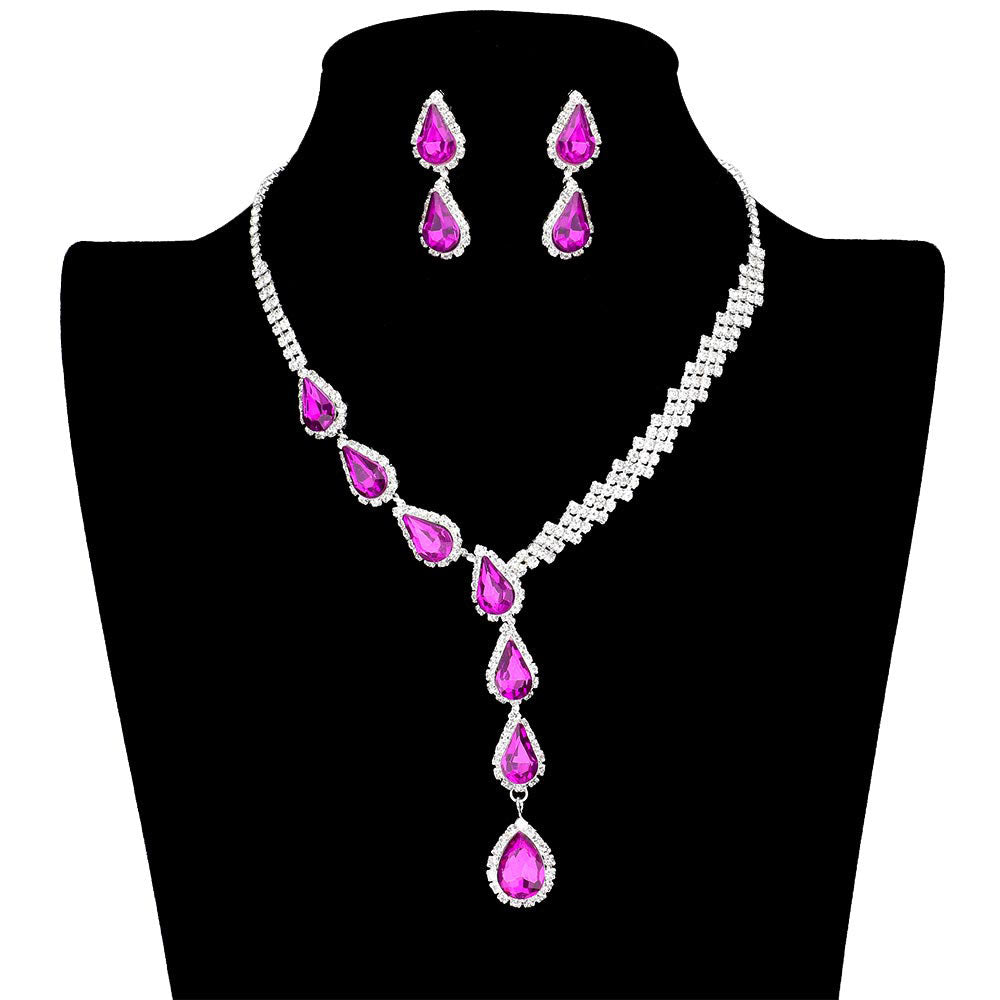 AB Gold Teardrop Crystal Rhinestone Necklace. Wear together or separate according to your event, versatile enough for wearing straight through the week, perfectly lightweight for wear, coordinate with any ensemble from business casual to wear, perfect addition to every outfit. stunning jewelry set will sparkle all night long making you shine out like a diamond. perfect for a night out on the town or a black tie party.