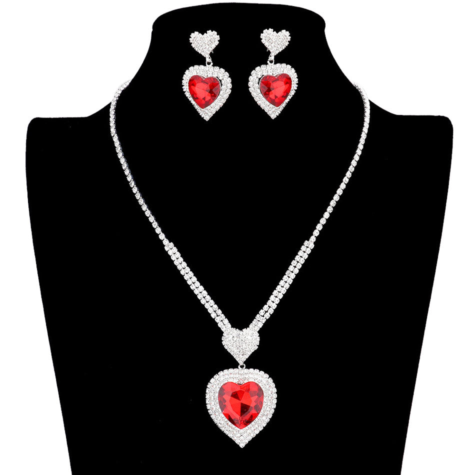 Red Heart Crystal Rhinestone Drop Necklace, this gorgeous crystal rhinestone jewelry set will show your class on any occasion. The elegance of these rhinestone necklaces goes unmatched. Great for wearing at a party.Stunning jewelry set that will sparkle all night long making you shine like a diamond at everywhere. Wear with different outfits to add perfect luxe and class with incomparable beauty. 