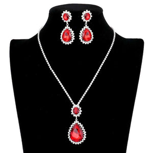 Red Teardrop Accented Rhinestone Necklace. These gorgeous rhinestone pieces will show your class in any special occasion. The elegance of these rhinestone goes unmatched, great for wearing at a party! Perfect jewelry to enhance your look. Awesome gift for birthday, Anniversary, Valentine’s Day or any special occasion.