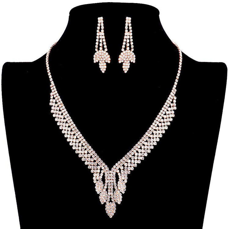 Rose Gold Rhinestone Pave Marquise Accented Necklace. These gorgeous Stone pieces will show your class in any special occasion. The elegance of these Stone goes unmatched, great for wearing at a party! Perfect jewellery to enhance your look. Awesome gift for birthday, Anniversary, Valentine’s Day or any special occasion.