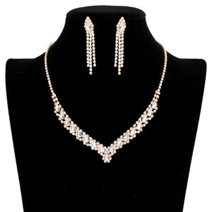 Rose Gold Teardrop Stone Accented Collar Rhinestone Pave Necklace, These gorgeous Rhinestone pieces will show your class on any special occasion. The elegance of these rhinestones goes unmatched. Brings a gorgeous glow to your outfit to show off royalty on any special occasion. Perfect for adding just the right amount of glamour and sophistication to important occasions. These classy Rhinestone Jewelry Sets are perfect for parties, Weddings, and Evenings.