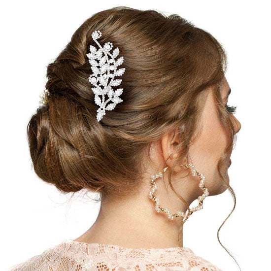 Silver CZ Marquise Accented Leaf Hair Comb. Perfect for adding just the right amount of shimmer & shine, will add a touch of class, beauty and style to your wedding, prom, special events, embellished glass crystal to keep your hair sparkling all day & all night long. The elegant design will enhance your beauty, attracting everyone's attention and transforming you into a bright star to wear with this flower hair comb.