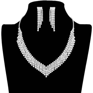 Silver Crystal Rhinestone Pave Necklace, These gorgeous Rhinestone pieces will show your perfect beauty & class on any special occasion. The elegance of these rhinestones goes unmatched. Great for wearing at a party! Perfect for adding just the right amount of glamour and sophistication to important occasions. These classy Rhinestone Pave Jewelry Sets are perfect for parties, Weddings, and Evenings. Awesome gift for birthdays, anniversaries, Valentine’s Day, or any special occasion