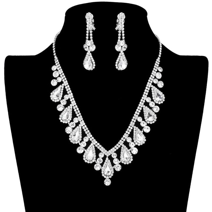 Silver Crystal Rhinestone Teardrop Necklace Clip on Earring Set, beautifully crafted design adds a gorgeous glow to any outfit to show your ultimate class. Jewelry that fits your lifestyle with the perfect look! The perfect accessory for adding just the right amount of shimmer and a touch of class to special events. It's perfectly lightweight so that it can be worn throughout the whole week. 