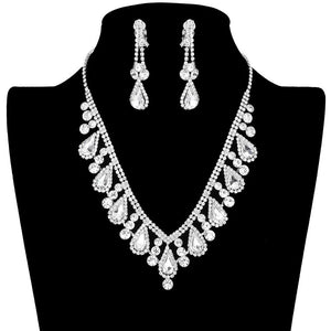Silver Crystal Rhinestone Teardrop Necklace Clip on Earring Set, beautifully crafted design adds a gorgeous glow to any outfit to show your ultimate class. Jewelry that fits your lifestyle with the perfect look! The perfect accessory for adding just the right amount of shimmer and a touch of class to special events. It's perfectly lightweight so that it can be worn throughout the whole week. 