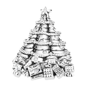 Silver Metal Christmas Tree Pin Brooch Pendant. Get ready for Christmas with these pin brooches, carry the spirit of Christmas from head to toe. Perfect for adding just the right amount of shimmer & shine and a touch of class to special events. Perfect Christmas gift for your loved ones.