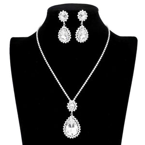Silver Teardrop Accented Rhinestone Necklace. These gorgeous rhinestone pieces will show your class in any special occasion. The elegance of these rhinestone goes unmatched, great for wearing at a party! Perfect jewelry to enhance your look. Awesome gift for birthday, Anniversary, Valentine’s Day or any special occasion.