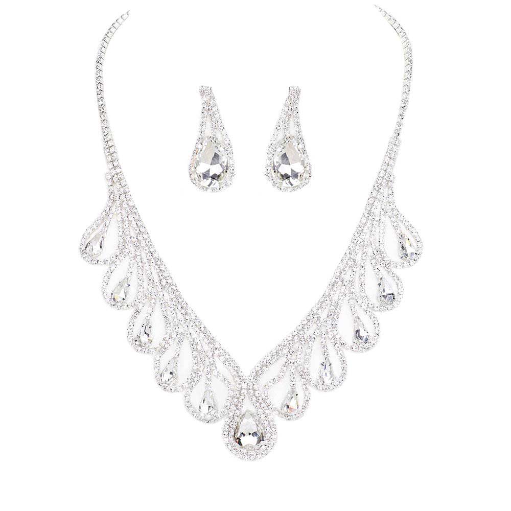 Silver Teardrop Crystal Rhinestone Collar Necklace, Detailed Crystal Collar Necklace, will sparkle all night long making you shine out like a diamond. Perfect for adding just the right amount of shimmer & shine and a touch of class to special events. perfect for a night out on the town or a black tie party, awesome Gift idea for Birthday, Anniversary, Prom, Mother's Day Gift, Sweet 16, Wedding.