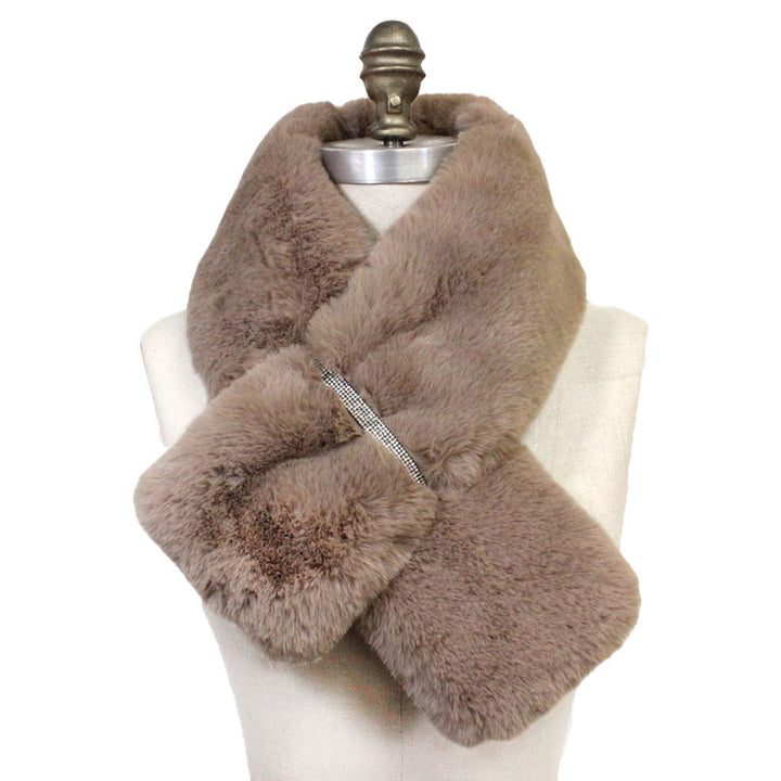 Tan Faux Fur Bling Pull Through Scarf, delicate, warm, on trend & fabulous, a luxe addition to any cold-weather ensemble. Great for daily wear in the cold winter to protect you against chill, classic infinity-style scarf & amps up the glamour with plush material that feels amazing snuggled up against your cheeks.