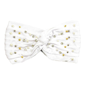 White Crystal Pearl Detailed Twisted Velvet Headband. Be ready to receive compliments. Be the ultimate trendsetter wearing this chic headband with all your stylish outfits! you will be protected in the harshest of elements, fit securely around your head against your ears and perfect for cold weather accessory