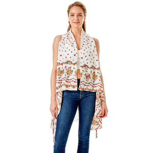 White Flower Pattern Print Cover Up Vest, Luxurious, trendy, super soft chic capelet, keeps you warm and toasty. You can throw it on over so many pieces elevating any casual outfit! Perfect Gift for Wife, Birthday, Holiday, Christmas, Anniversary, Fun Night Out.