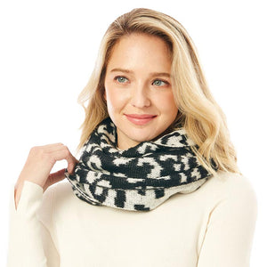 White Leopard Print Infinity Scarf, warm cozy infinity scarf comes with leopard print, plushy addition to any cold-weather ensemble, adds a modern touch to the cozy style with a bold animal print. Use in the cold or just to jazz up your look. Perfect for casual outings, parties, and office. Great gift idea for friends and family. Soft and comfortable polyester material for long-lasting warmth on cold days. Perfect winter gift for your loved ones.