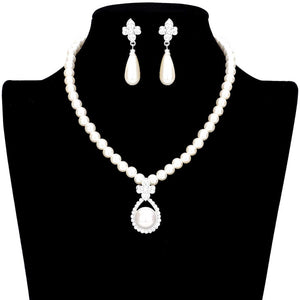 White Pearl Centered Rhinestone Trimmed Teardrop Accented Necklace, put on a pop of color to complete your ensemble. Perfect for adding just the right amount of shimmer & shine and a touch of class to special events. Perfect Birthday Gift, Anniversary Gift, Mother's Day Gift, Graduation Gift, Valentine’s Gift.