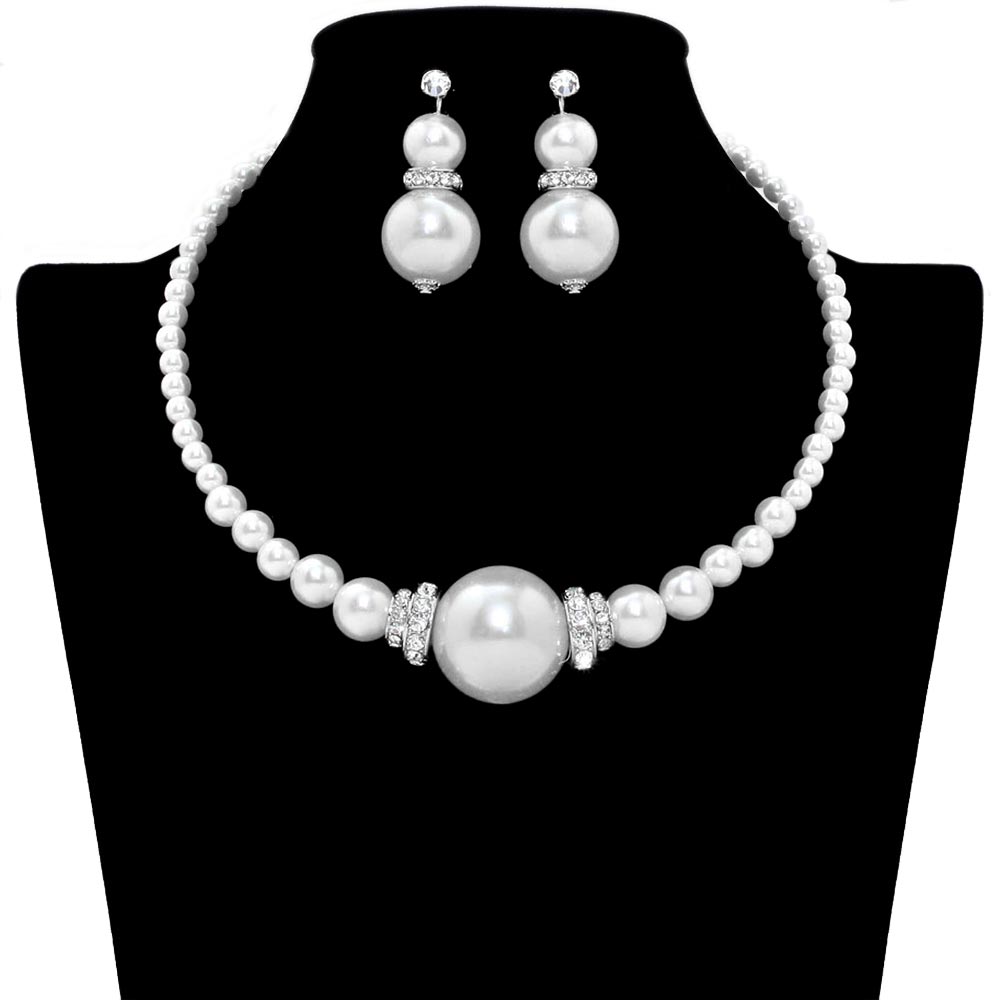 Cream Pearl Necklace, get ready with this pearl necklace to receive the best compliments on any special occasion. Put on a pop of color to complete your ensemble and make you stand out on special occasions. Awesome gift for birthdays, anniversaries, Valentine’s Day, or any special occasion.