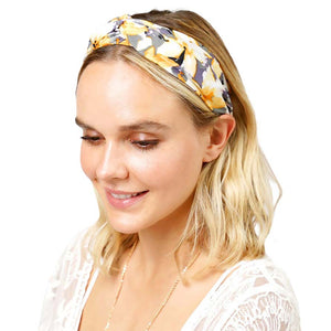 Yellow Flower Patterned Twisted Headband, create a natural & beautiful look while perfectly matching your color with the easy-to-use flower-patterned twisted headband. Push your hair back and spice up any plain outfit with this twisted flower-patterned headband! Be the ultimate trendsetter & be prepared to receive compliments wearing this chic headband with all your stylish outfits!